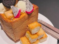 -铜锣湾·有麝自然香(渝北财富中心店)