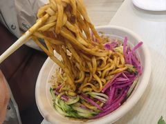 -黑八私房老北京炸酱面