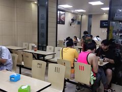 -江三王记牛杂馆(总店)