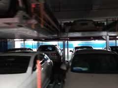 -徐汇日月光地下停车场