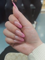 -桃色美甲沙龙