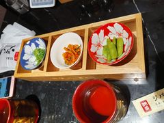 -山川小町·极番烧肉(新地假日广场店)