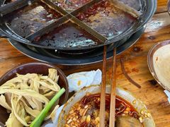 -正南齊北重庆老火锅(光华村直营店)