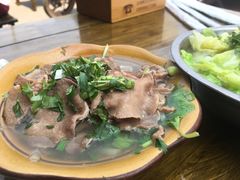 -小杨翘脚牛肉