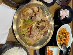 -猪啊牛呀羊啊铜盘烤肉(正大广场店)