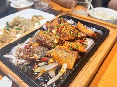 -莲餐厅·湖北菜·潜江小龙虾店(愚园路店)