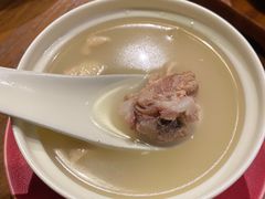 -肆海小川菜酒馆Wine Bistro (青年路店)