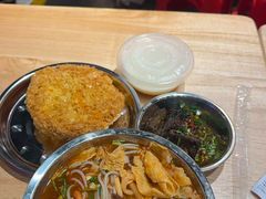 -柳州肥姨妈大骨螺蛳粉(沙河店)