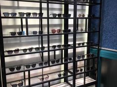 -Trend1881视光·蔡司视觉(领展广场店)