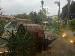 -花溪雨·森林餐厅(石基店)