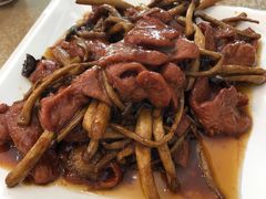 茶树菇牛柳-罗阳人家私房菜(罗阳路店)