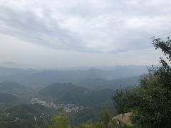 -定都峰