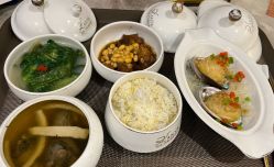 -安雅国际月子会所(拱北森宇富通店)