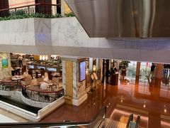 -广东大厦酒店(广州北京路步行街纪念堂地铁站店)