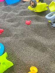 -孩子王(昆山招商花园城店)