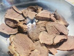 带皮驴肉-老石黑山羊毛驴肉火锅(金凯广场店)