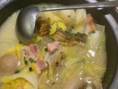 -沪华海鲜大酒楼(南汇店)