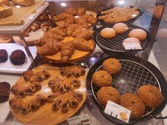 -巴黎贝甜(华堂新辰汇店)