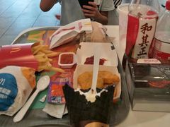 -麦当劳(十字街店)