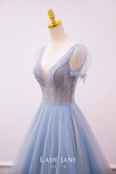 -Lady  Jane高端婚纱礼服馆