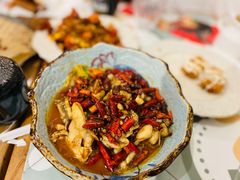 红油跳水美蛙-十面欢腾·海鲜面·台式Bistro(长乐路店)