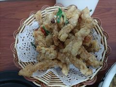 -胡子饮食店