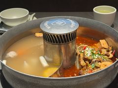 -左庭右院鲜牛肉火锅(浦江欢乐颂店)