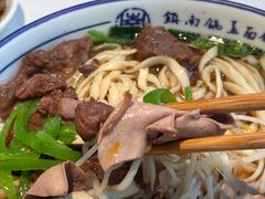 -镇南锅盖面馆(解放路店)