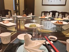 -梅龙镇酒家(南京西路总店)