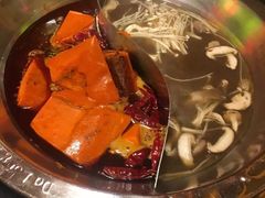 -大龙辣火锅·龙虾·烧烤(湖滨新天地店)