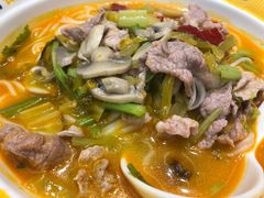 -粉小主·贵州酸汤牛肉粉(南京仙林金鹰店)