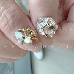 -BELLAREAL新美社