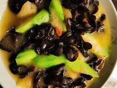 -港丽餐厅(高德置地店)