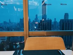 -湖景知味西餐厅•简餐轻食 自助餐(南京金茂威斯汀大酒店)