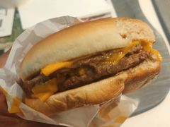 芝士安格斯厚牛堡-麦当劳(凌云天地长桥店)