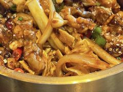 -何师傅美蛙鱼头(汉街店)