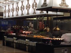 -圣丰索菲特·2 On 988 Café 自助餐厅
