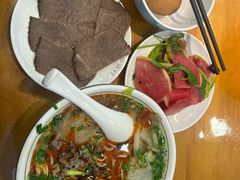 -伊京轩兰州牛肉面(闹市口店)