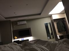 -如家驿居酒店(北京房山良乡大学城西地铁站店)