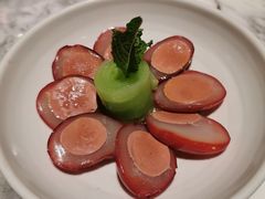 鸽蛋酿鹅肝-湖滨28中餐厅·西湖宴·杭州君悦酒店