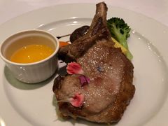 炭烤肋眼佐红酒-Mr.J义法厨房(北医店)
