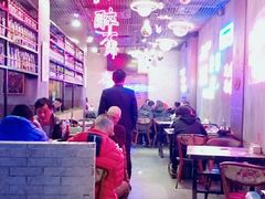 大堂-沪上名羊天下•烤羊腿•东北烧烤•小龙虾(浦东直营总店)