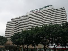 -广东大厦酒店(广州北京路步行街纪念堂地铁站店)