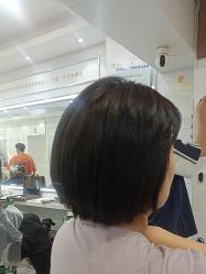 -镁连社·美联社