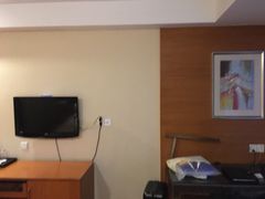 -无锡鼎尚皇冠酒店