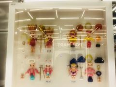 -泡泡玛特POPMART(侨福芳草地店)