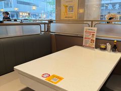 -香港新发烧腊茶餐厅(书城店)