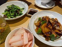 -关东小磨东北菜(上海长风大悦城店)