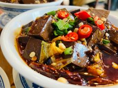 -炉小二铜锅牛蛙•川湘菜(三里屯店)
