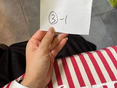 -BHC炸鸡(明洞总店)